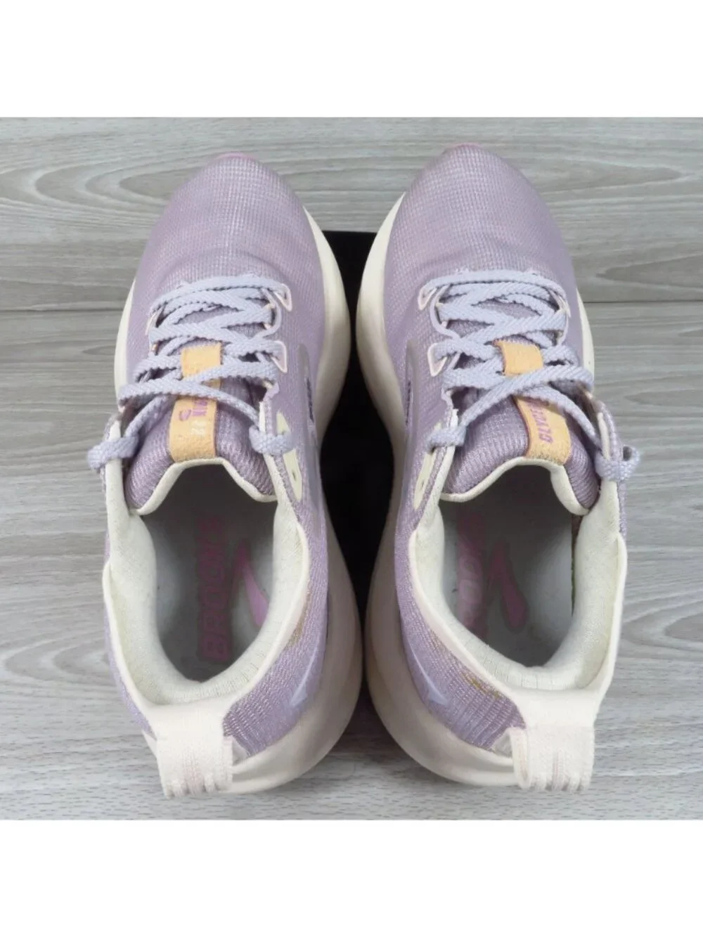 Brooks Glycerin 22 Women's Sz 8.5 Running Shoes Lilac Light Purple 1204341B505